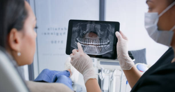 Licensed Tooth Extraction service in Birmingham, MI - Smile Center Dentistry